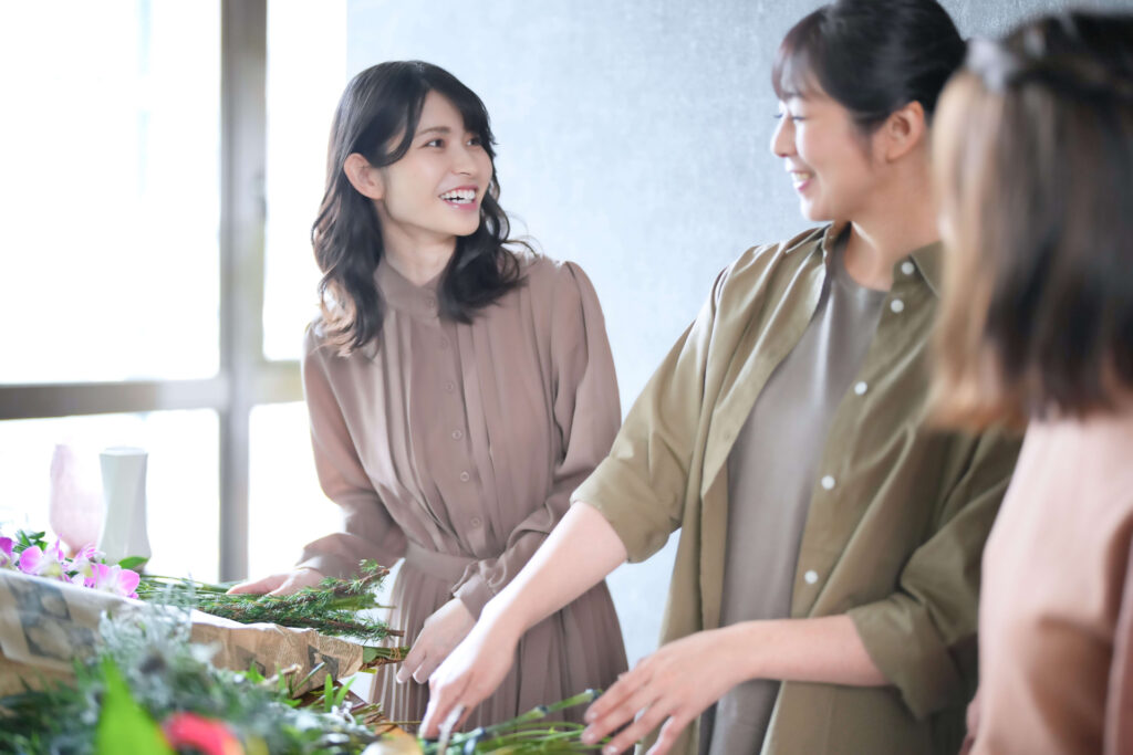 社員が参加する野菜のお買い物体験  
食への関心を育てる食育イベント